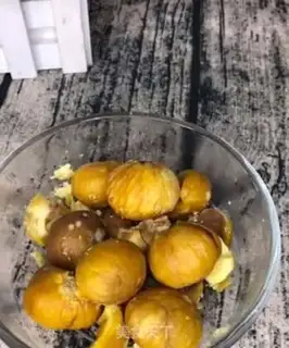 Make Chestnut sauce step 1