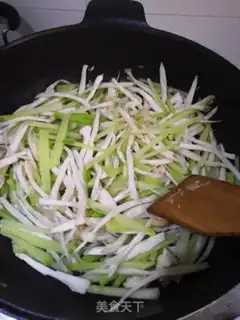 Make Shrimp-skin-blue radish mushrooms step 2