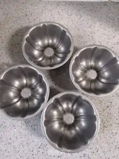 Make Honey pickle cake step 6