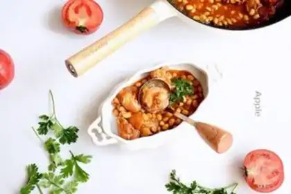 Make Tomato soy and pig hoof step 9