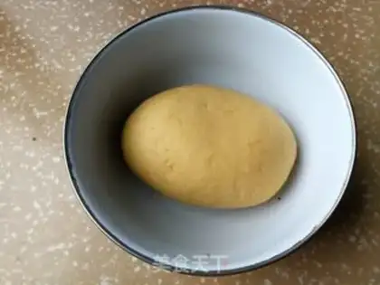 Make The radiant radish bun step 1
