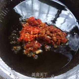 Make Spicy bean-dry rice line step 2