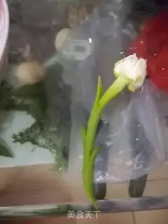 Make Garlic for flowers step 1