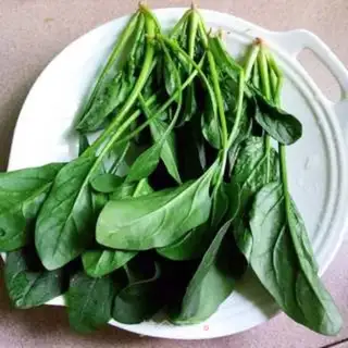 Make Spinach burrito step 1