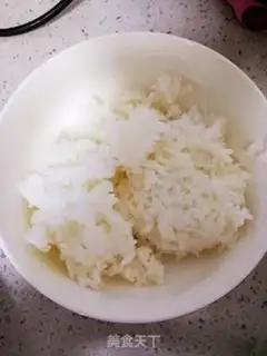 Make Smelt egg fried rice step 1