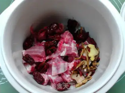 Make Red dates are for rib soup step 6
