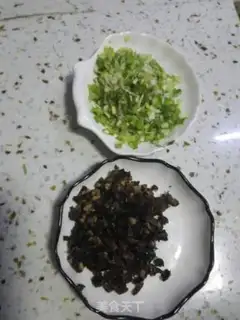 Make Pork dumplings step 3