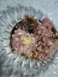 Make Pork dumplings step 4
