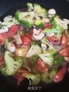 Make The broccoli mushroom soup step 4