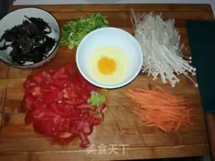 Make Five-colour egg soup step 0