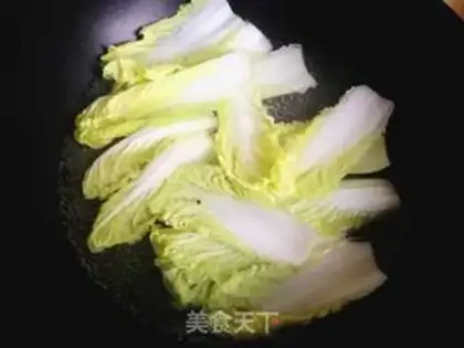 Make Garlic doll food step 1