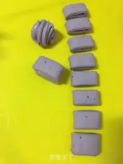Make Chip rolls step 9