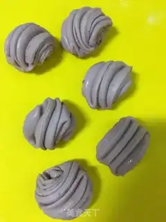 Make Chip rolls step 11