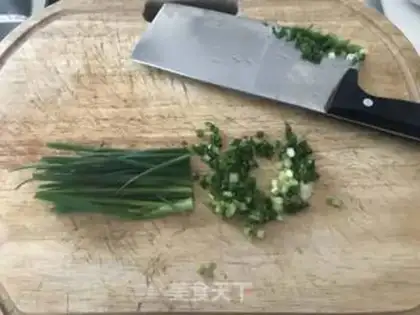 Make Tomato eggs for noodles step 3