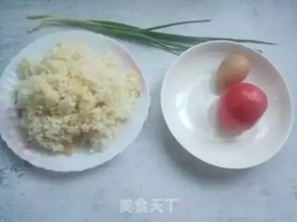 Make Tomato egg fried rice step 0