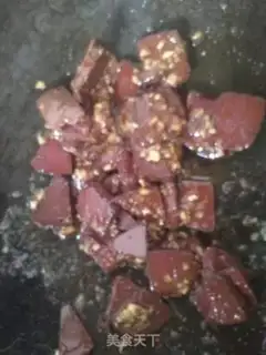 Make Garlic pig blood step 3