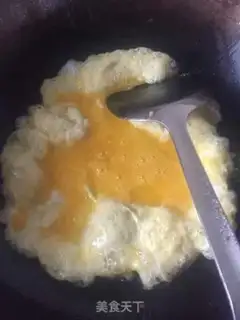 Make Yellow eggs step 2