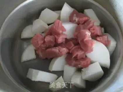 Make The radishes in the snow step 1