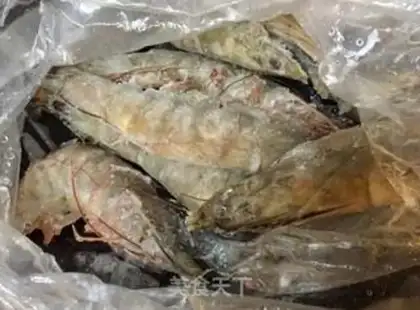 Make Shrimp radish soup step 0