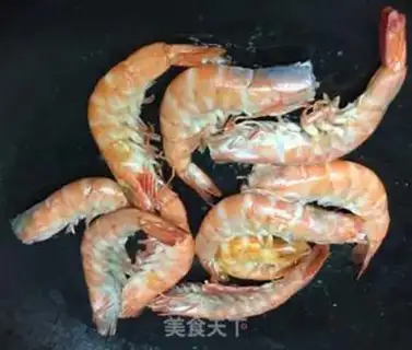 Make Shrimp radish soup step 4