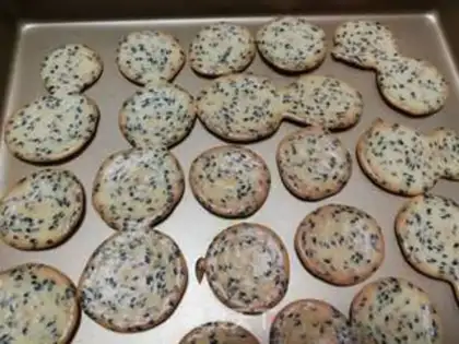 Make Sesame pretzels step 7