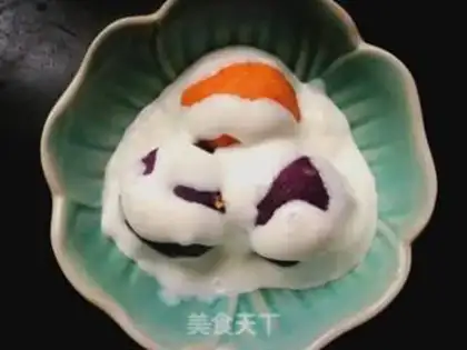 Make Two-colour potato ball yogurt cap step 5