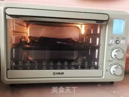 Make Garlic fan toast step 2