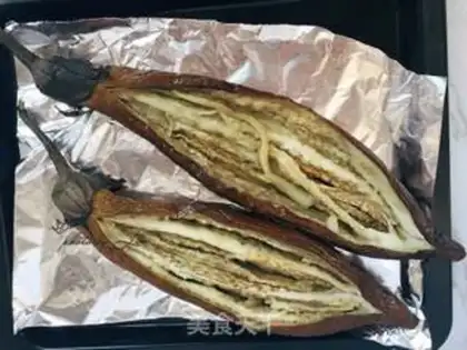 Make Garlic fan toast step 4