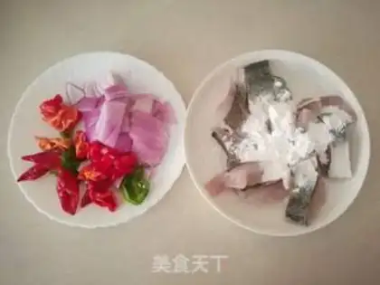 Make Spicy fish step 1