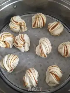 Make Sofa rolls step 8
