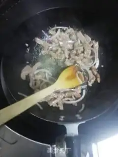 Make Black pepper beef pasta step 8