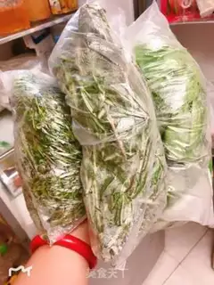 Make Olive oil in tomatoes step 0