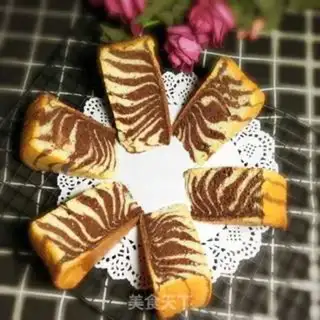 Make Yogurt zebra cake step 8
