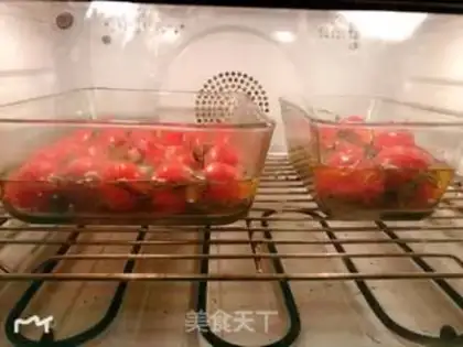 Make Olive oil in tomatoes step 5