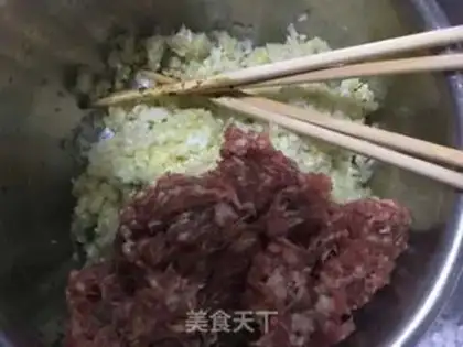 Make Pork dumplings step 4
