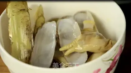 Make Pork soup step 0