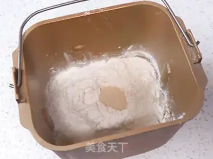 Make A flower with toast step 0