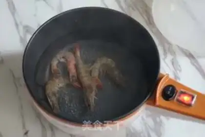 Make Shrimp potato ball step 2