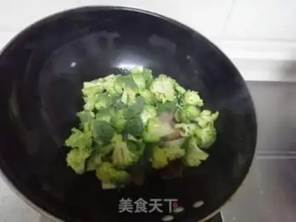 Make Sausage and broccoli step 4