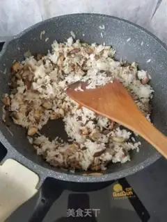 Make Mushroom beef fried rice step 5