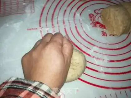 Make All wheat red sugar buns step 9