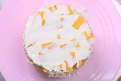 Make Strawberry Tower cake step 9