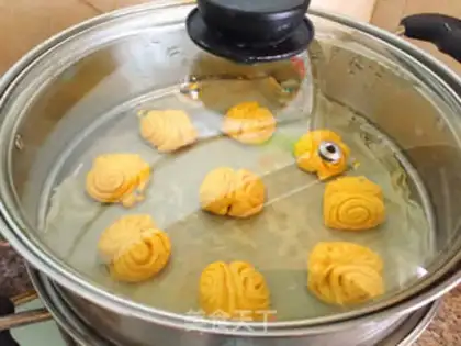 Make Pumpkin rolls step 14
