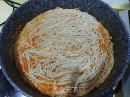 Make Shrimp noodles step 6