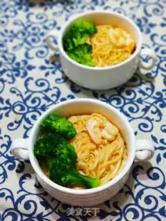 Make Shrimp noodles step 7
