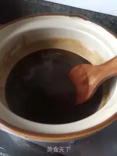 Make A simple handmade glue cake step 4