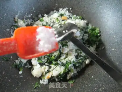 Make Quaffle duck egg fried rice step 4