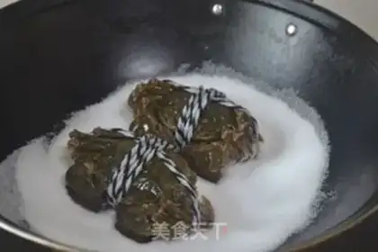 Make Salt crabs step 2