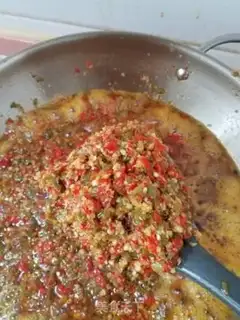 Make Homemade chili sauce step 12
