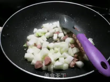 Make Onion cucumber pork porridge step 4